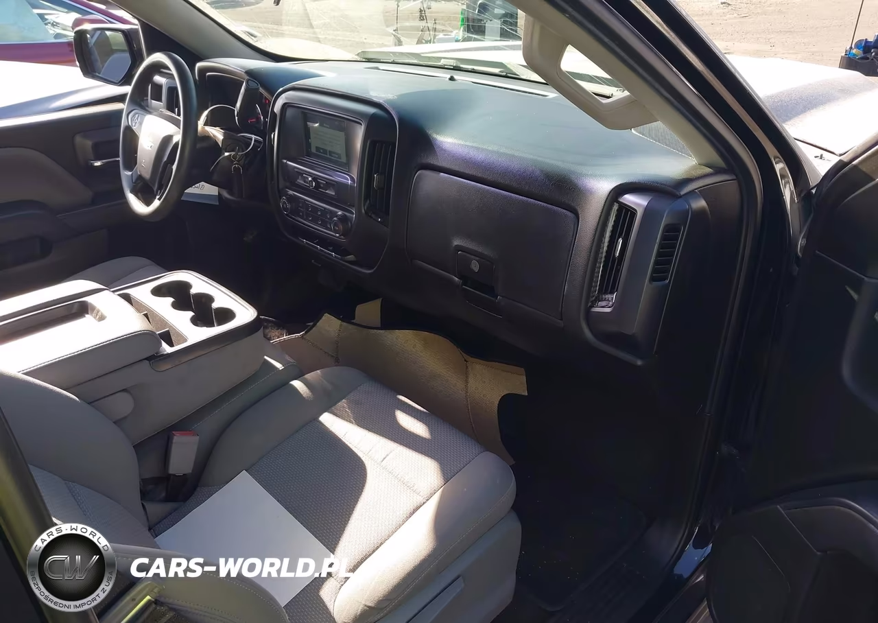 2018 Chevrolet Silverado 1500 Wt VIN:1GCNCNEC4JZ132916 - 5