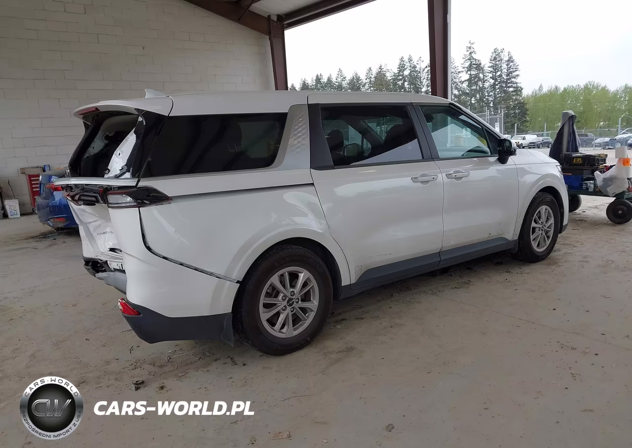 2023 Kia Carnival Mpv Lx VIN:KNDNB4H3XP6215804 - 4