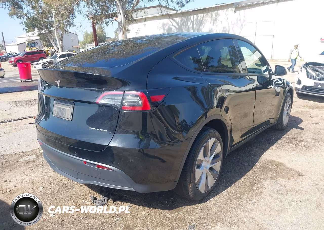 2023 Tesla Model Y Awd-Long Range Dual Motor All-Wheel Drive VIN:7SAYGDEE5PA024493 - 4