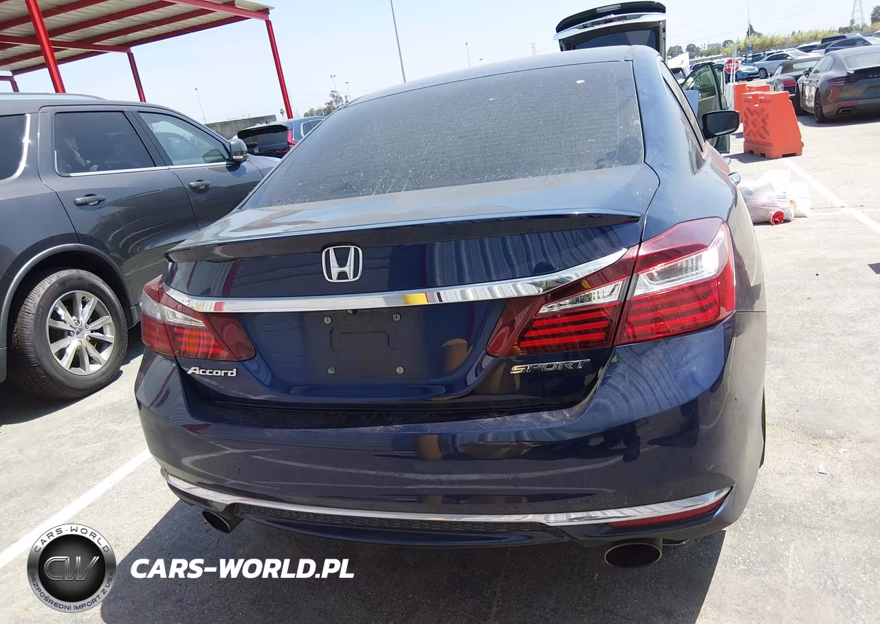 2017 Honda Accord Sport VIN:1HGCR2F54HA137337 - 17