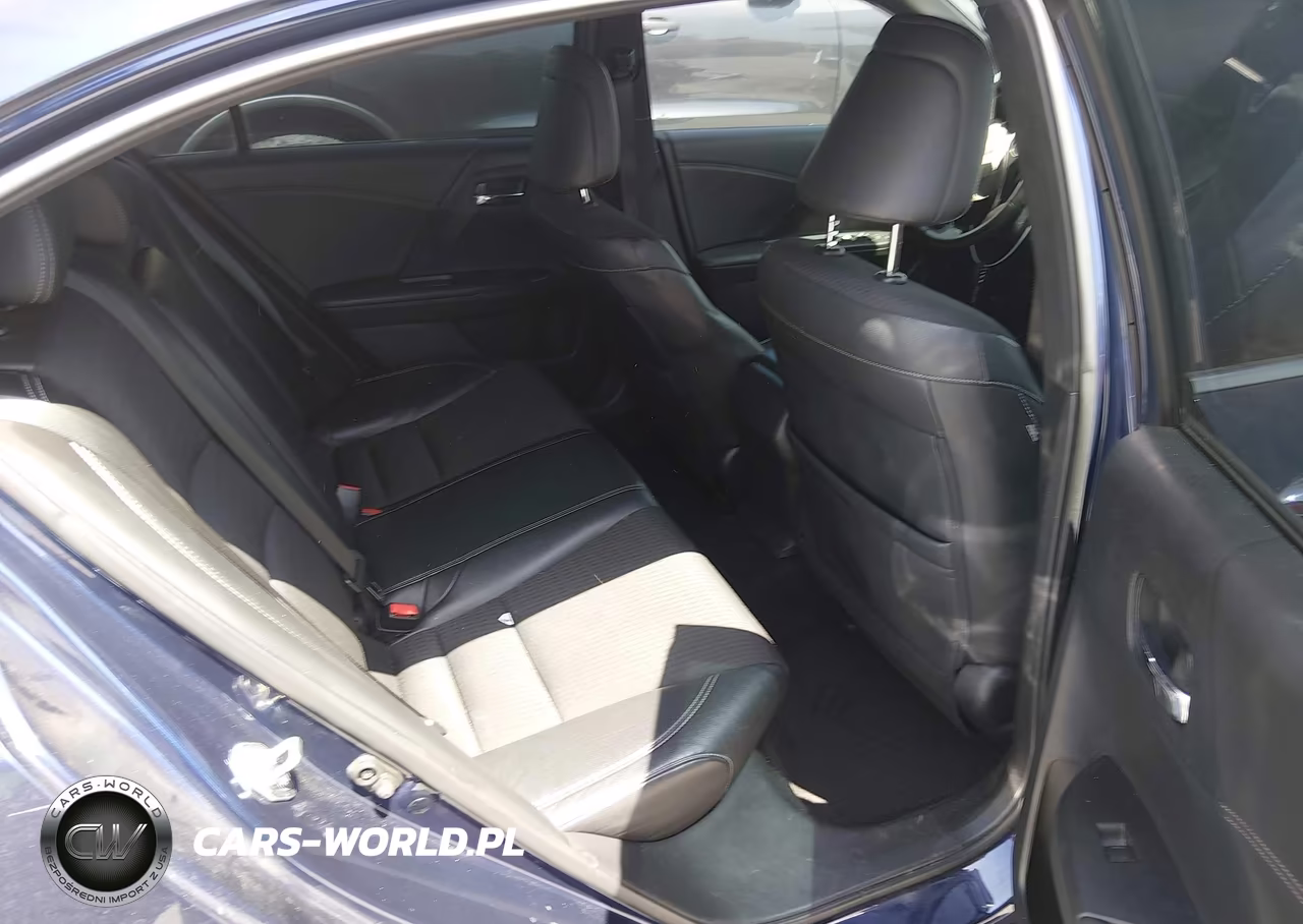 2017 Honda Accord Sport VIN:1HGCR2F54HA137337 - 8
