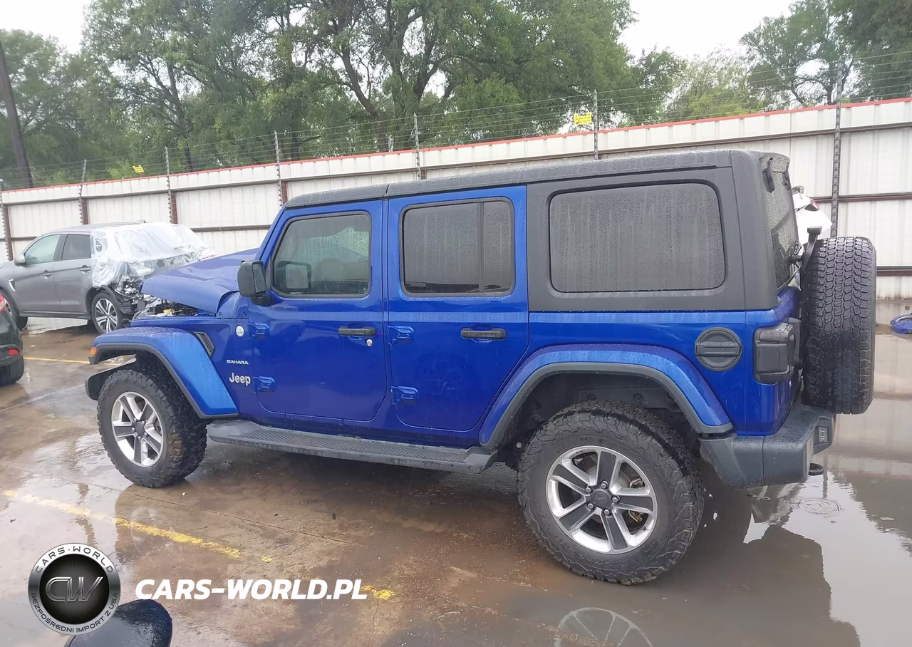 2018 Jeep Wrangler Unlimited Sahara 4X4 VIN:1C4HJXEG0JW298479 - 15