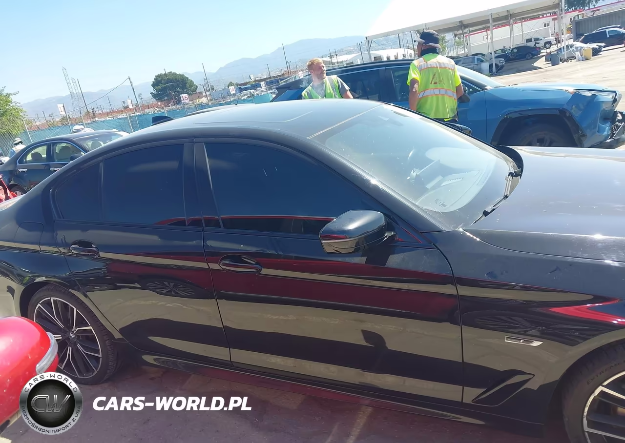2023 BMW 530E VIN:WBA13AG09PCM40523 - 12