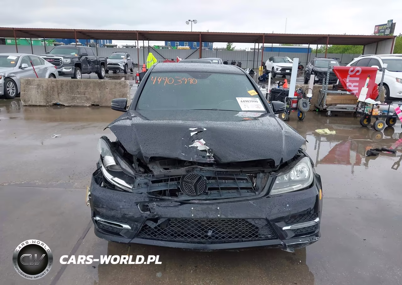 2014 Mercedes-Benz C 250 Sport VIN:WDDGF4HBXEA949458 - 12