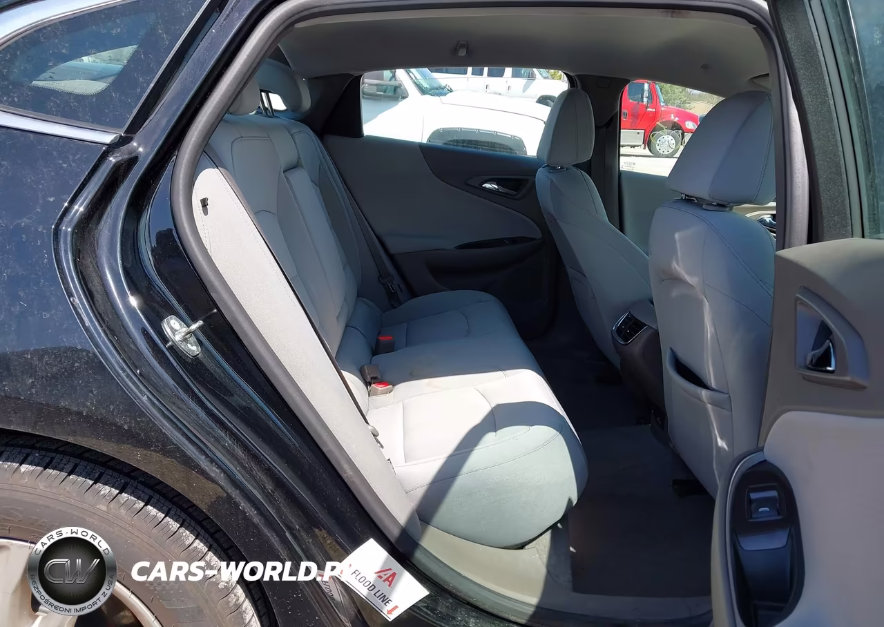 2018 Chevrolet Malibu Lt VIN:1G1ZD5ST5JF126961 - 8