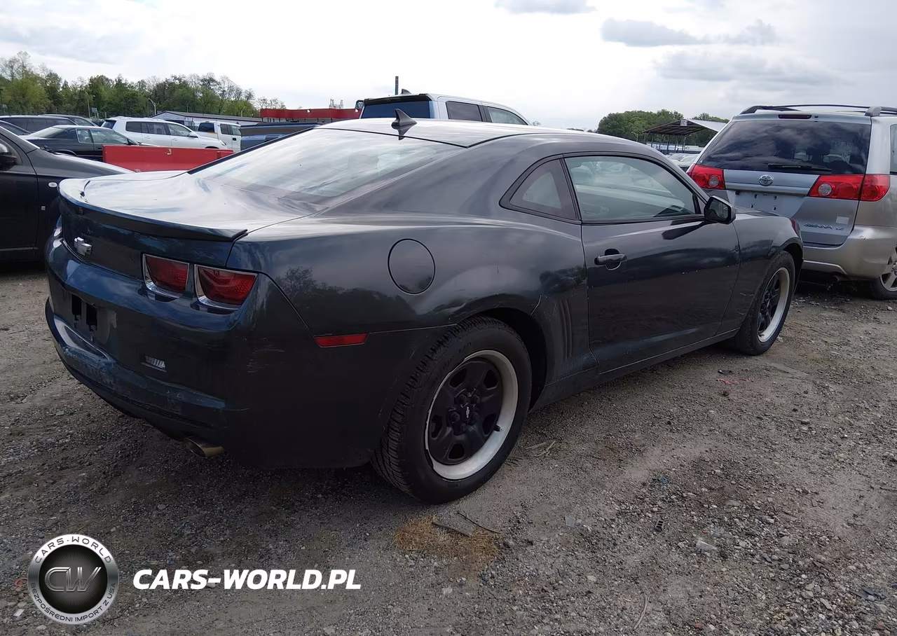 2012 Chevrolet Camaro 2Ls VIN:2G1FA1E38C9175132 - 4