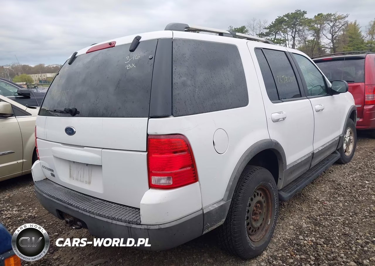 2002 Ford Explorer Xlt VIN:1FMZU73E52UA59807 - 4