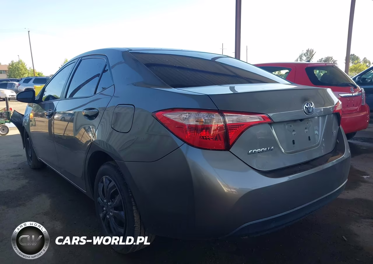 2017 Toyota Corolla Le VIN:2T1BURHE5HC803924 - 3