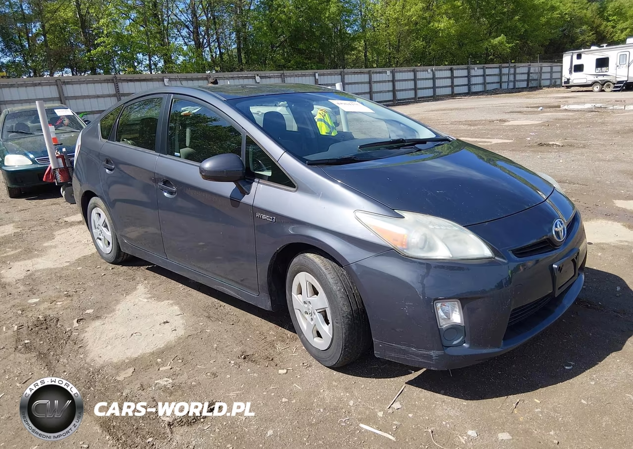 2011 Toyota Prius Three – zdjęcie 1 z 11