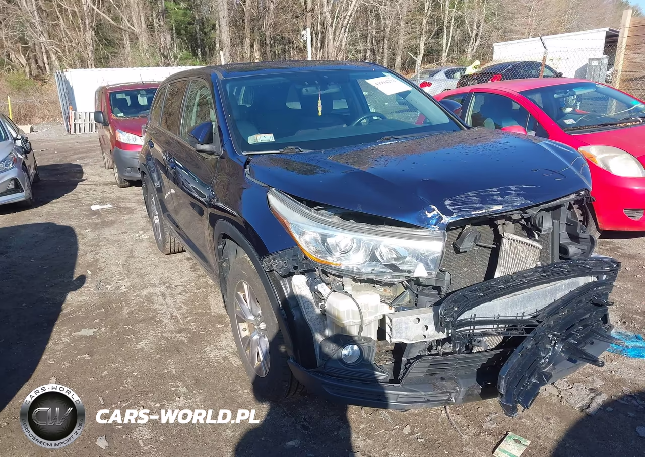 2015 Toyota Highlander Le Plus V6
