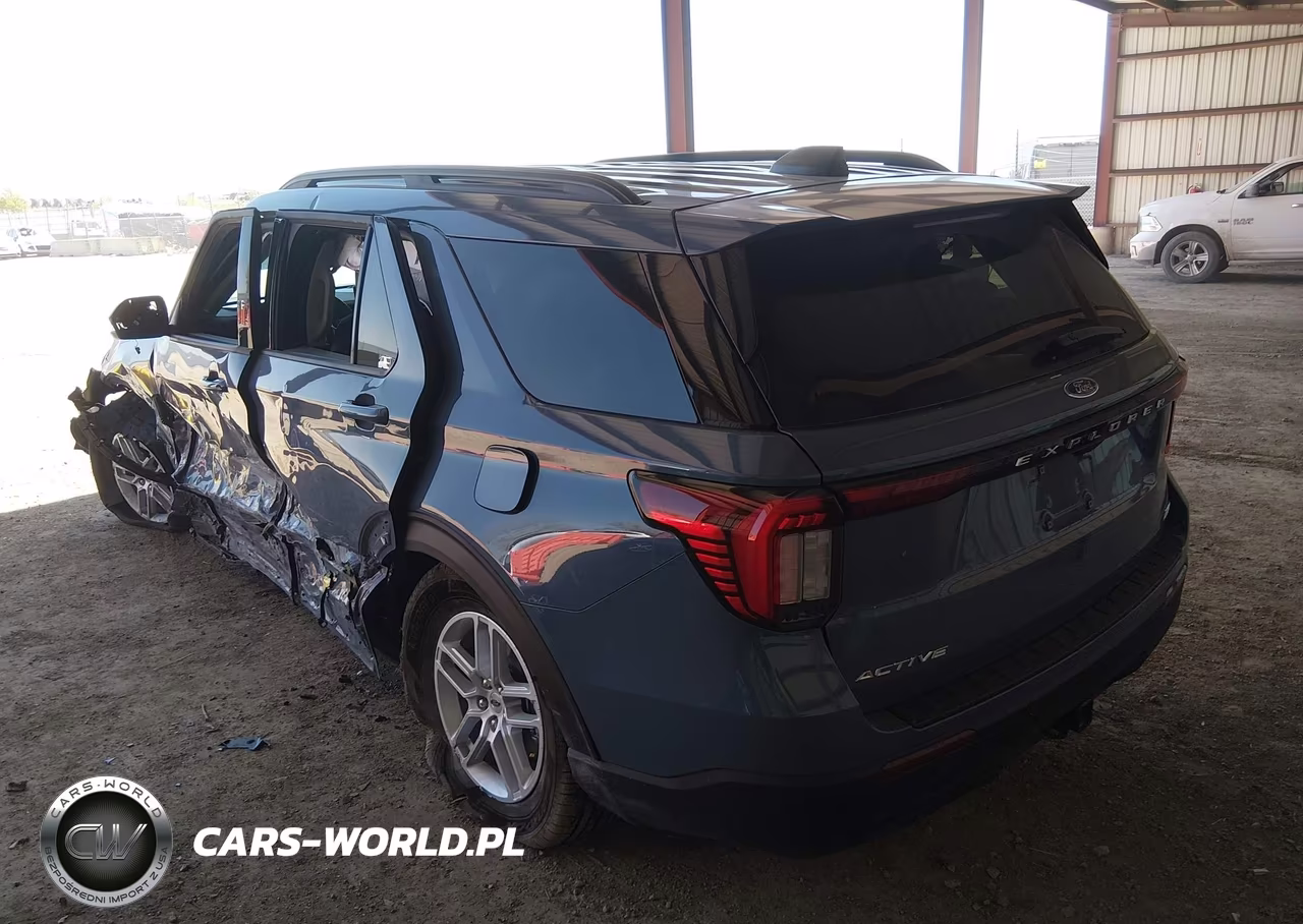 2026 Ford Explorer Active VIN:1FMUK8DH8TGB14555 - 3