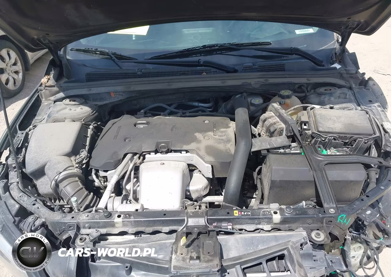 2018 Chevrolet Malibu Premier VIN:1G1ZE5SX8JF188256 - 10