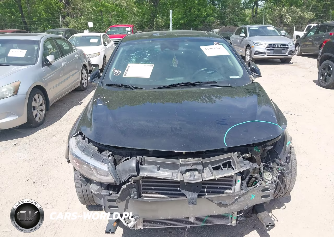 2018 Chevrolet Malibu Premier VIN:1G1ZE5SX8JF188256 - 17