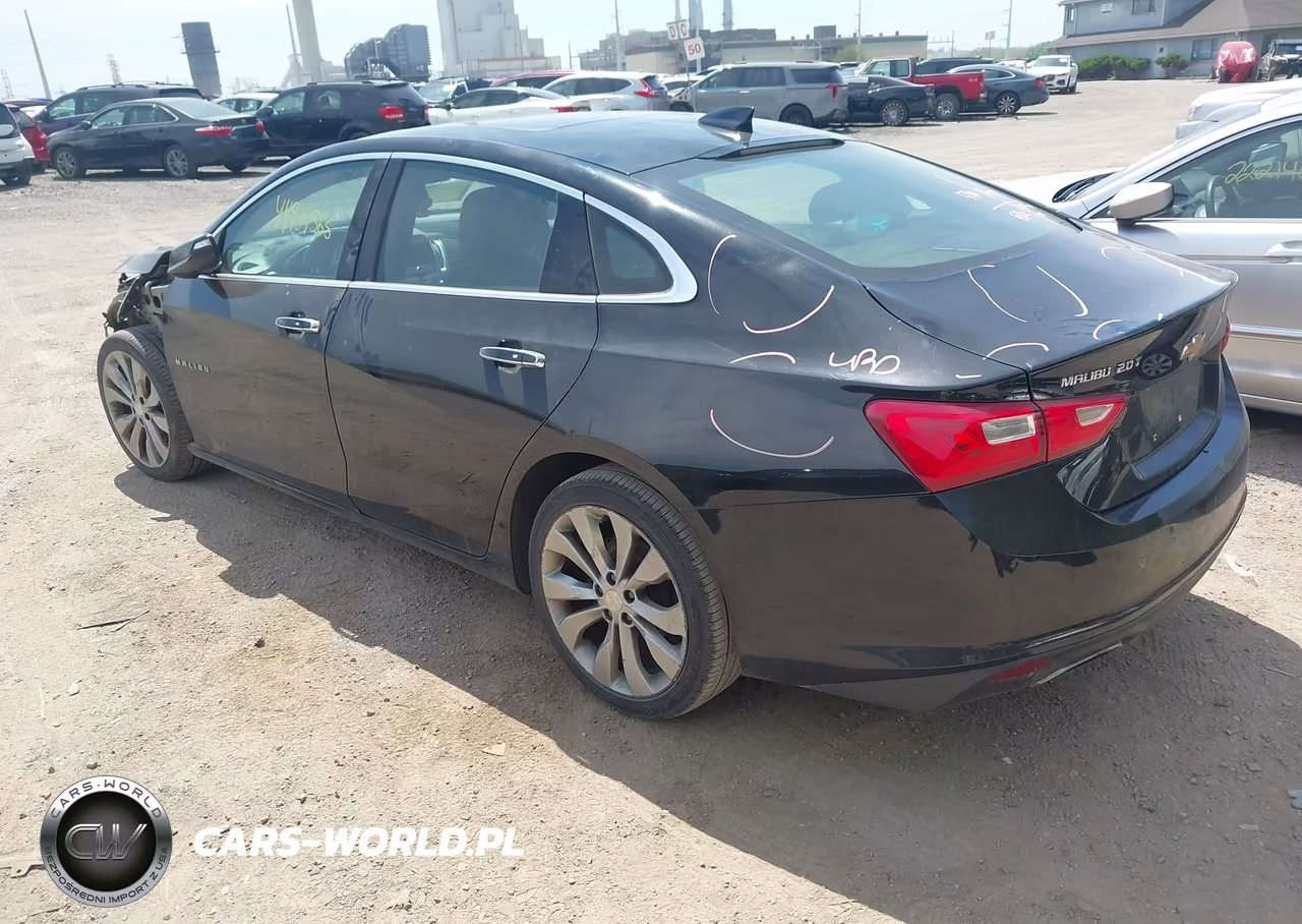 2018 Chevrolet Malibu Premier VIN:1G1ZE5SX8JF188256 - 3