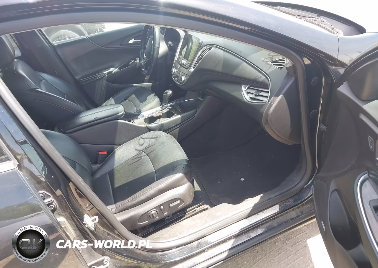 2018 Chevrolet Malibu Premier VIN:1G1ZE5SX8JF188256 - 5