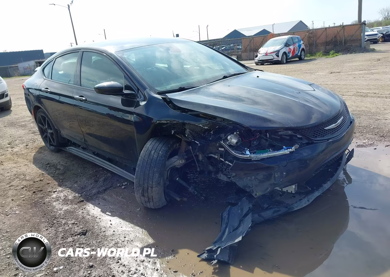 2015 Chrysler 200 S – zdjęcie 1 z 16