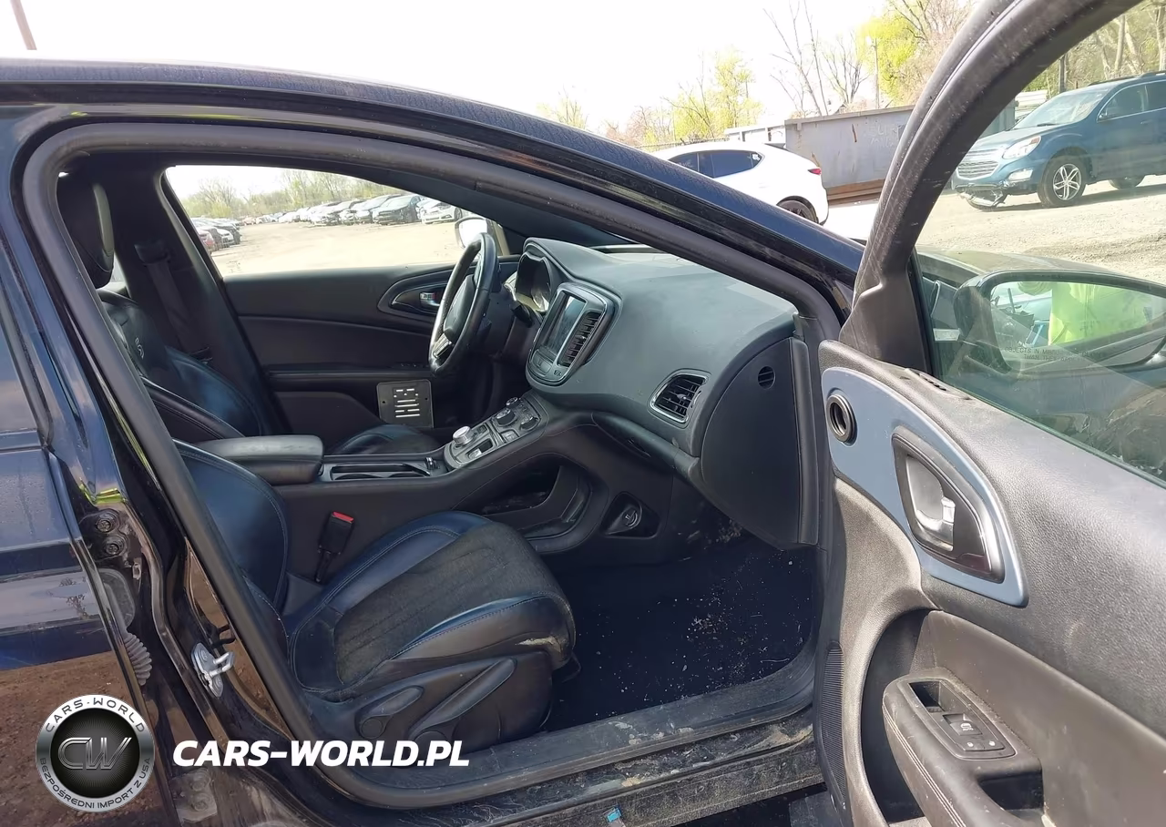 2015 Chrysler 200 S VIN:1C3CCCBB5FN752894 - 5