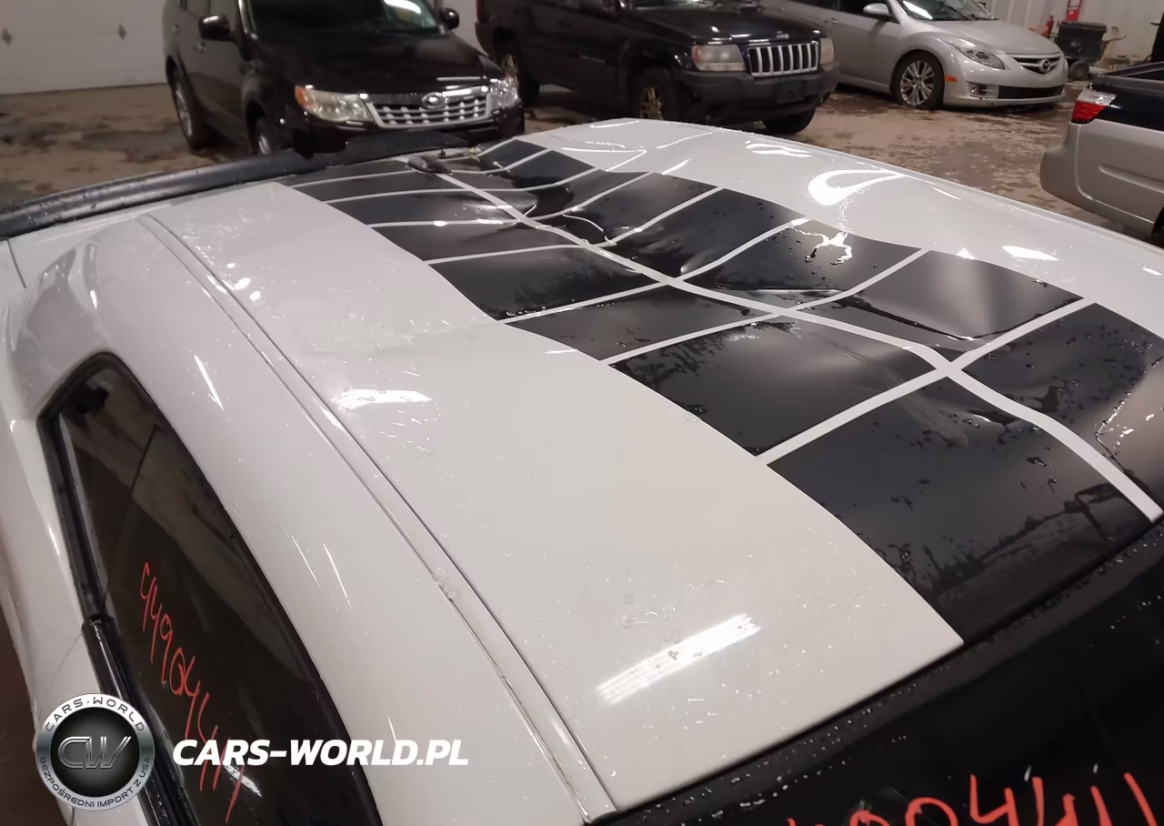 2019 Dodge Challenger Sxt VIN:2C3CDZAG5KH632609 - 17
