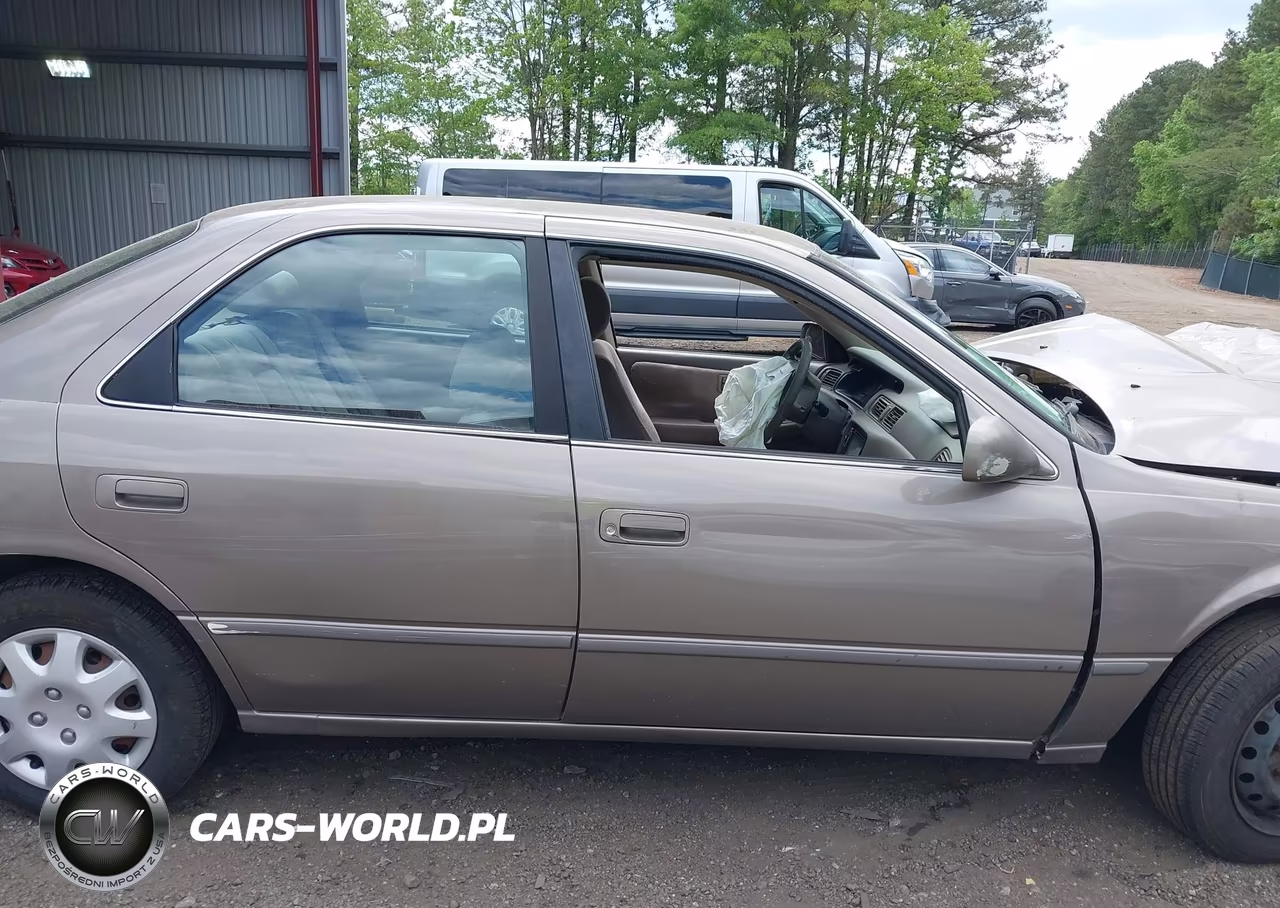 1999 Toyota Camry Le VIN:JT2BG22K9X0312755 - 13