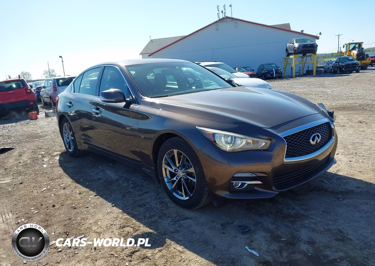 2015 Infiniti Q50 Premium