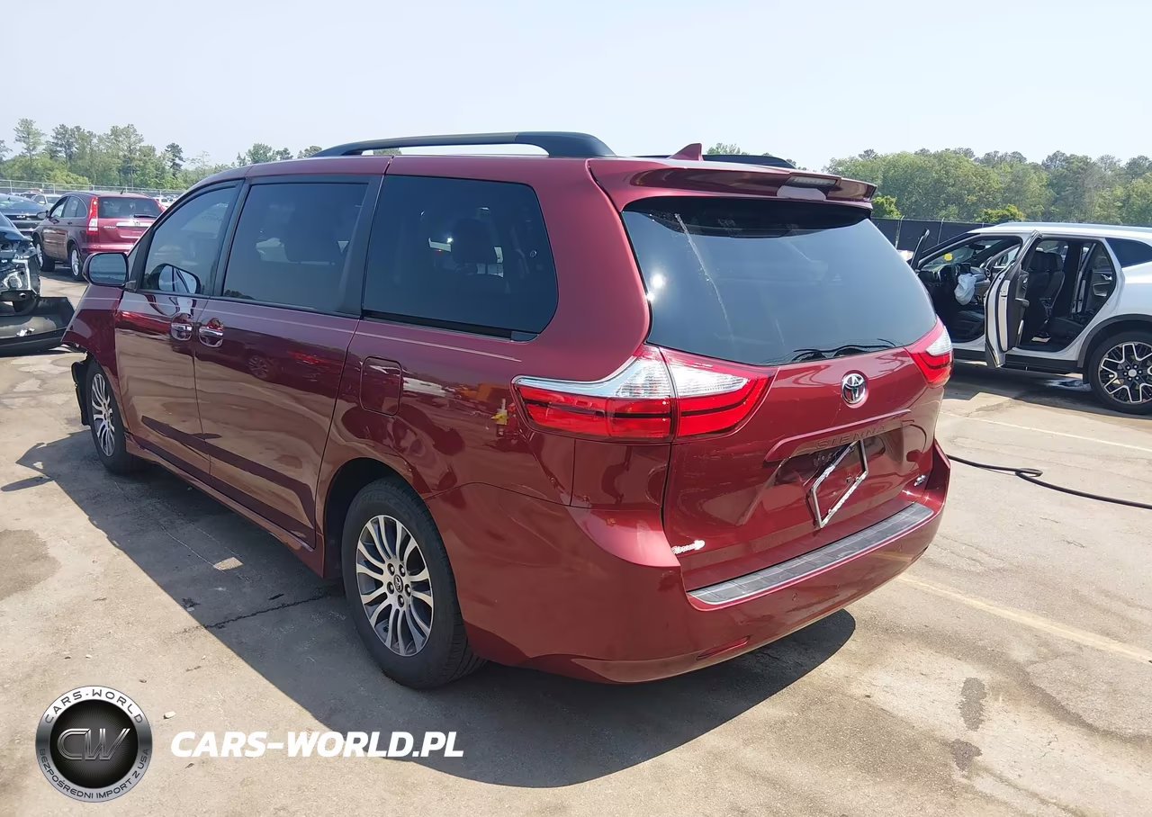 2019 Toyota Sienna Xle 8 Passenger VIN:5TDYZ3DCXKS005852 - 3