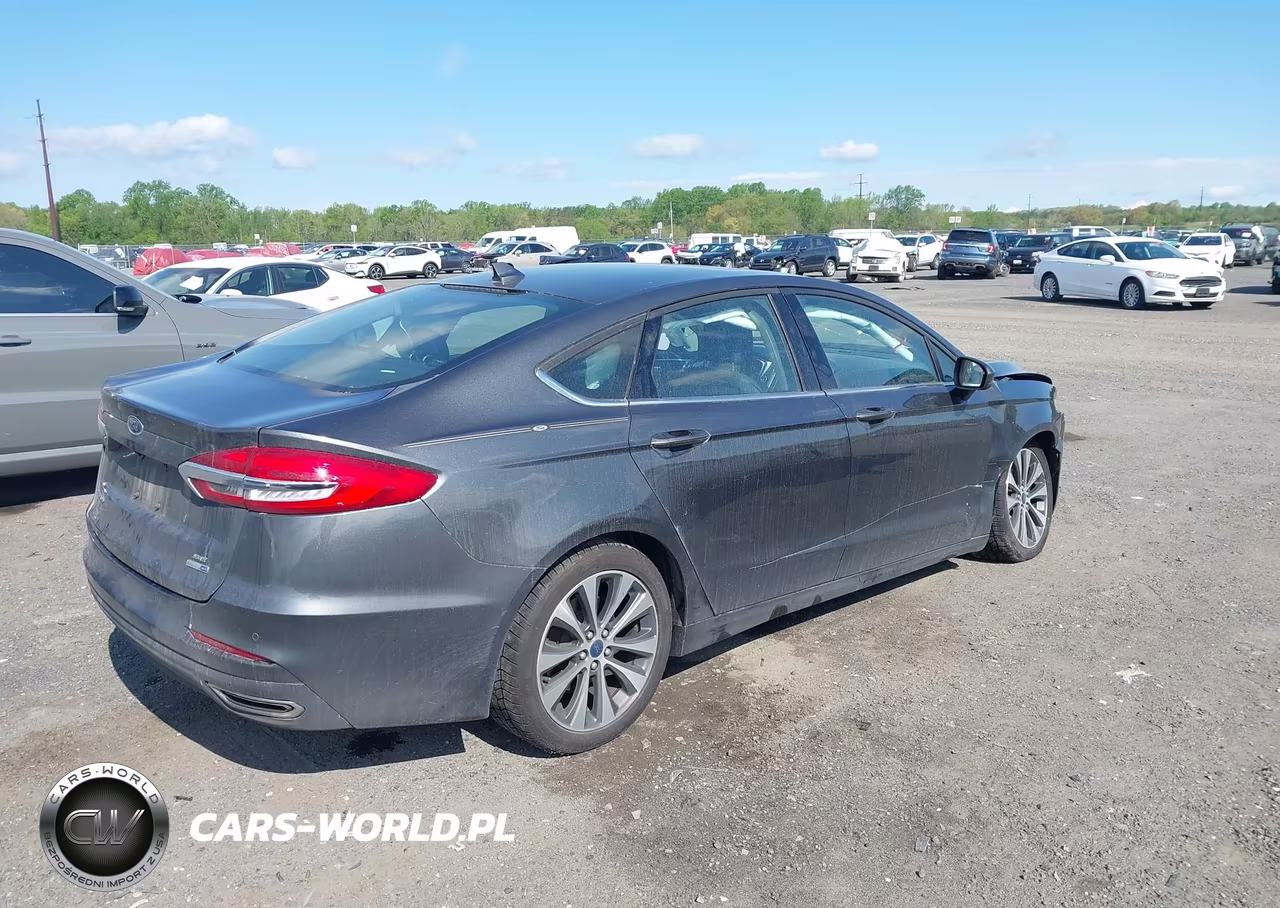 2019 Ford Fusion Se VIN:3FA6P0T94KR271152 - 4