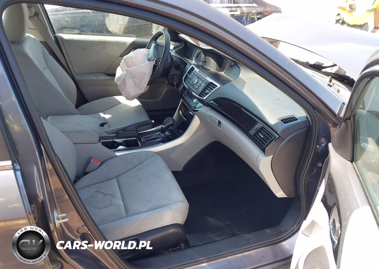 2017 Honda Accord Lx VIN:1HGCR2F34HA241308 - 5