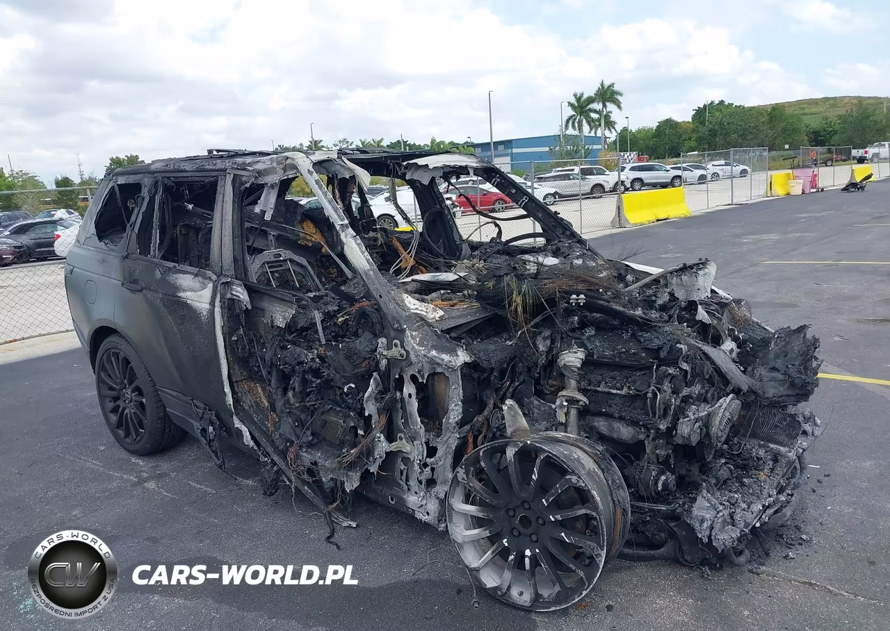 2016 Land Rover Range Rover 5.0L V8 Supercharged – zdjęcie 1 z 15