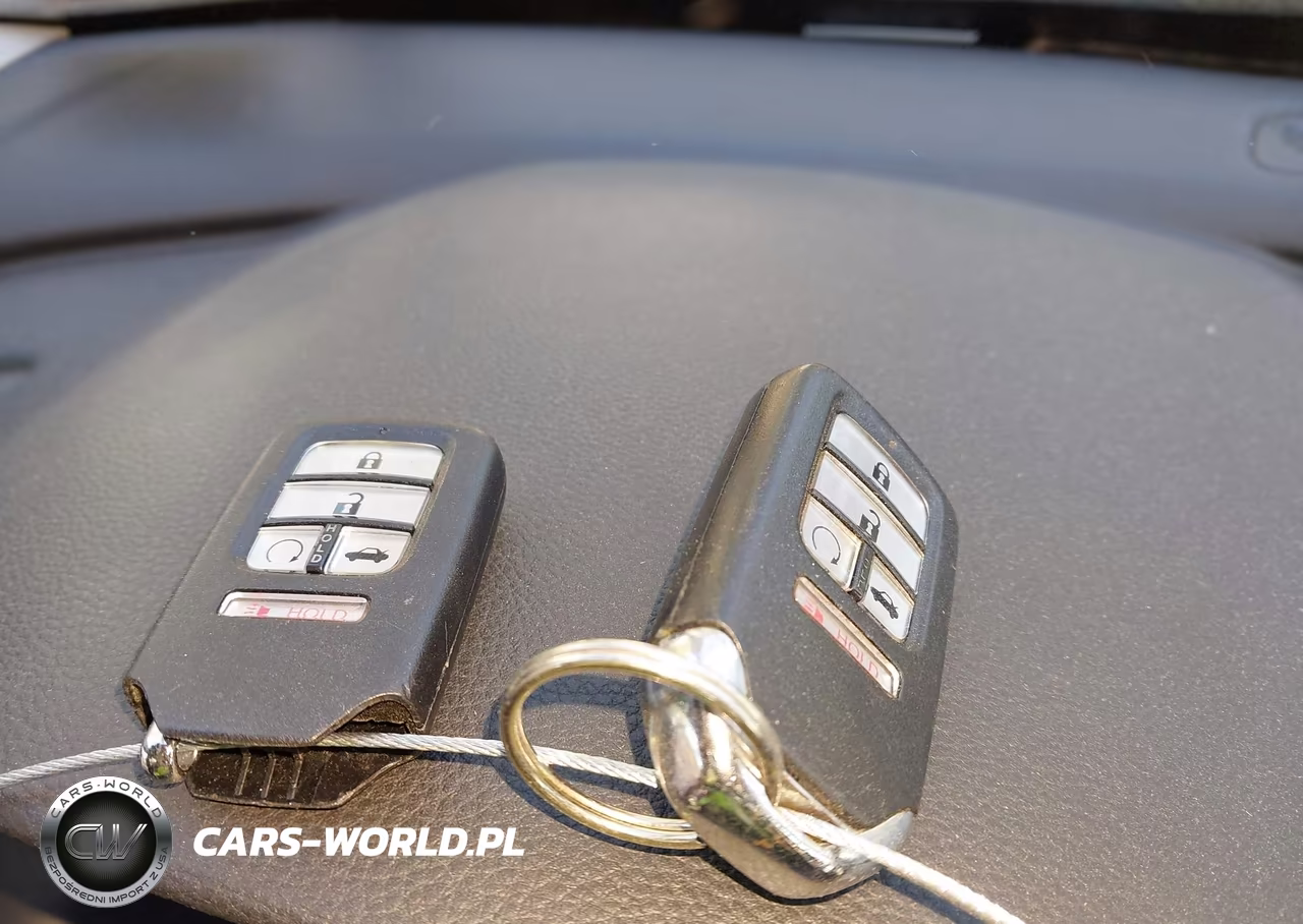 2019 Honda Accord Hybrid VIN:1HGCV3F16KA009445 - 11
