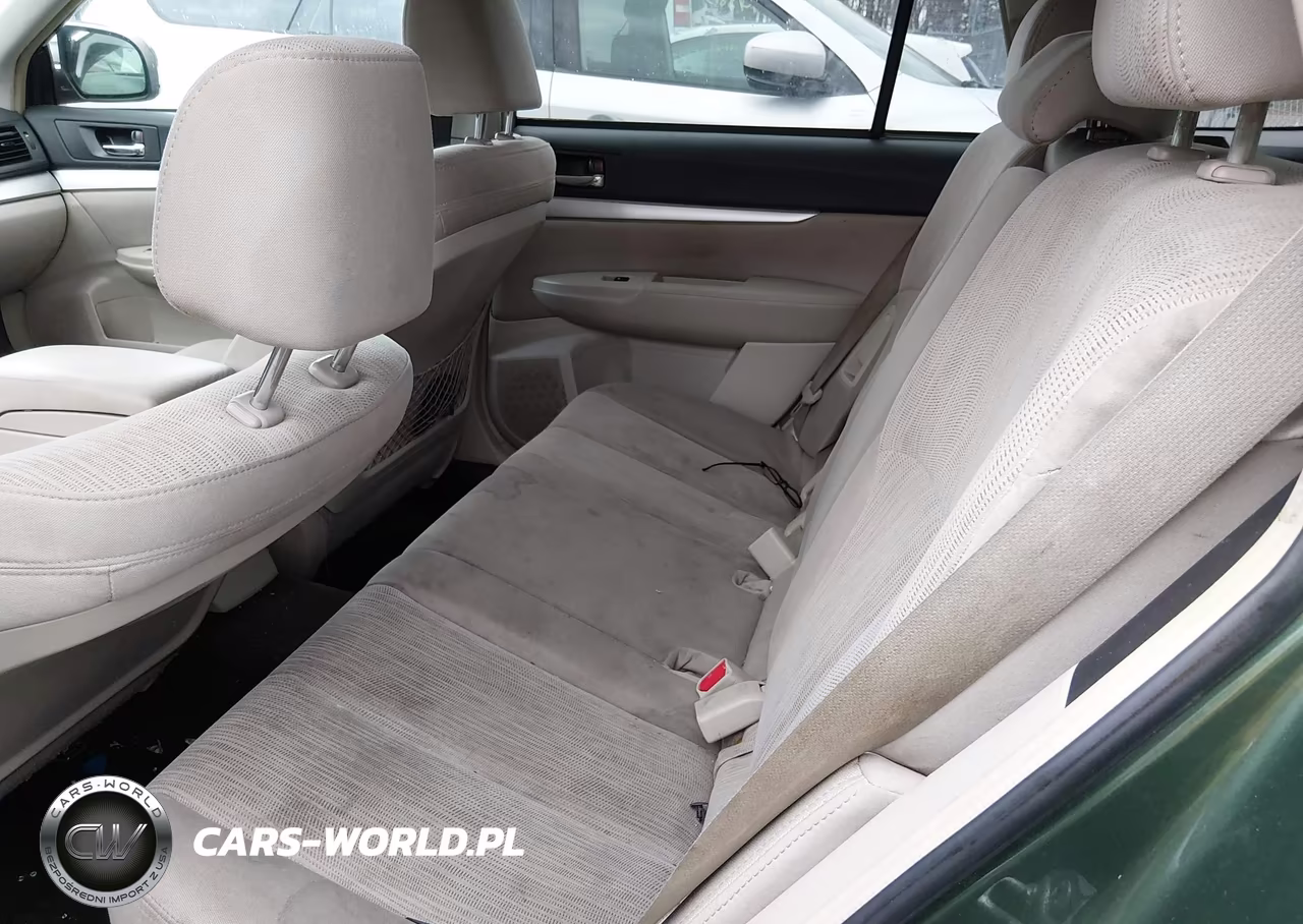 2013 Subaru Outback 2.5I Premium VIN:4S4BRBCC1D3200630 - 8