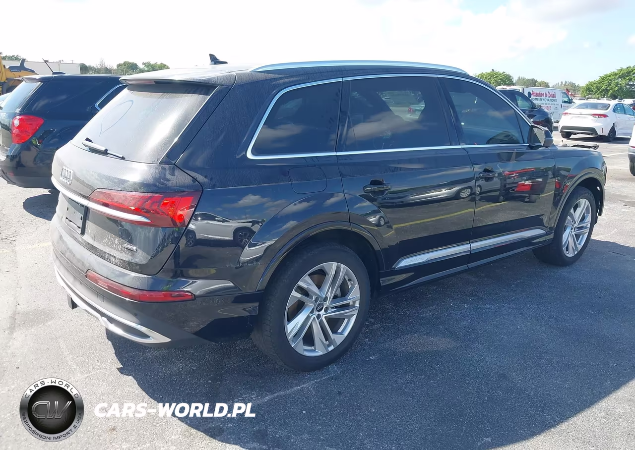 2021 Audi Q7 Premium Plus 45 Tfsi Quattro Tiptronic VIN:WA1LJAF72MD013135 - 4