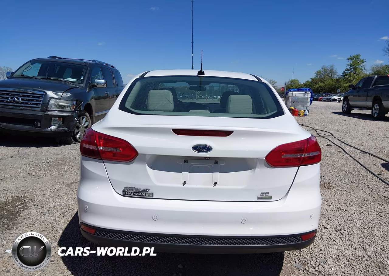 2015 Ford Focus Se VIN:1FADP3FE8FL297825 - 16