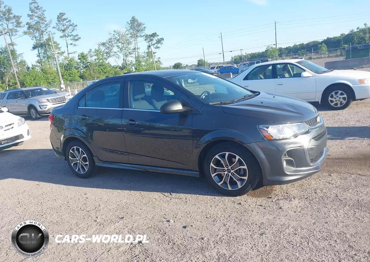 2020 Chevrolet Sonic Fwd Lt VIN:1G1JD5SB0L4136641 - 13
