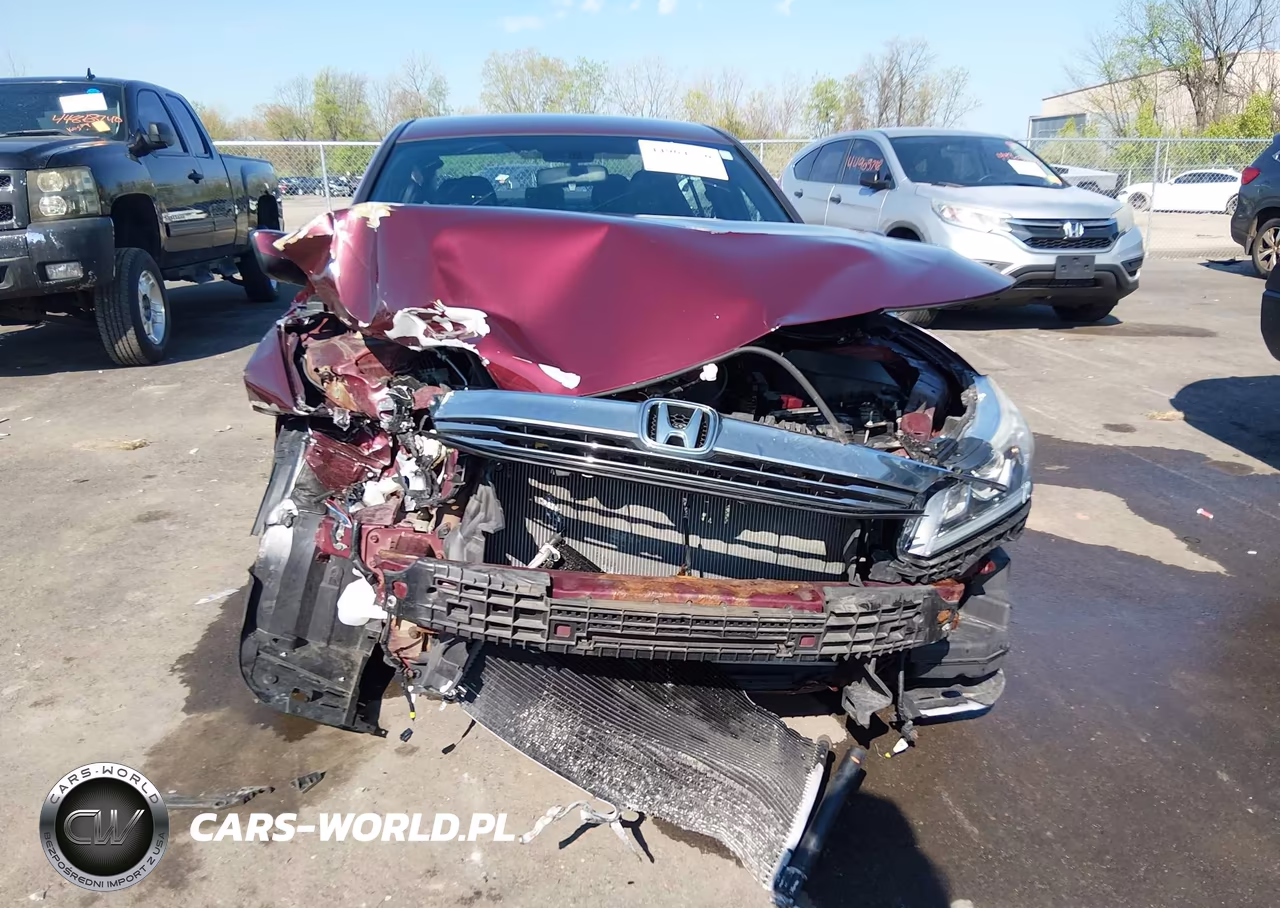 2017 Honda Accord Sport VIN:1HGCR2F58HA127328 - 12