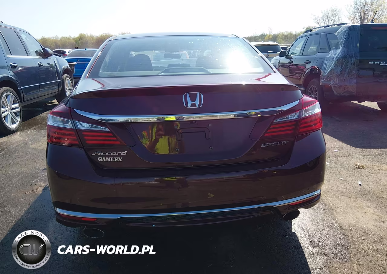 2017 Honda Accord Sport VIN:1HGCR2F58HA127328 - 16