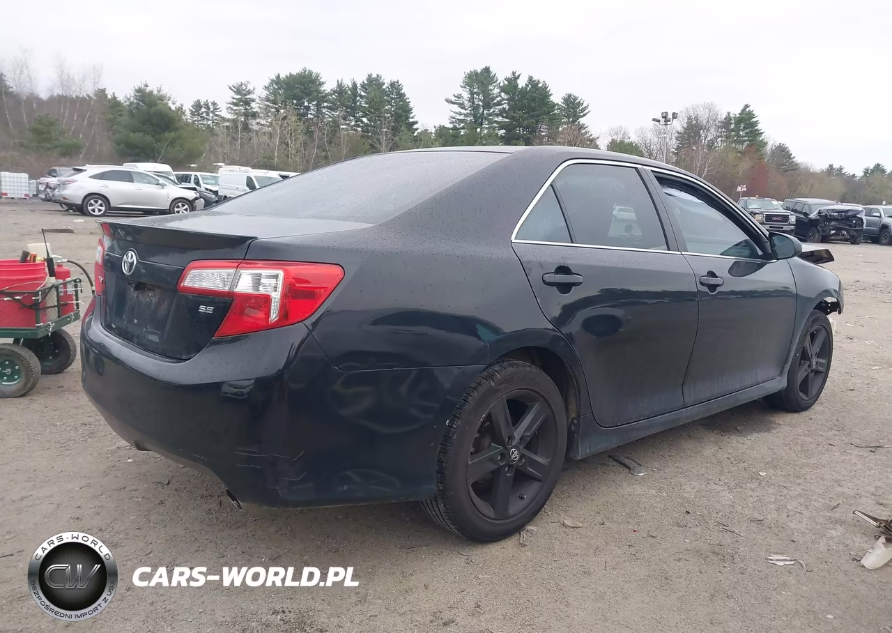 2012 Toyota Camry Se VIN:4T1BF1FK3CU105744 - 4