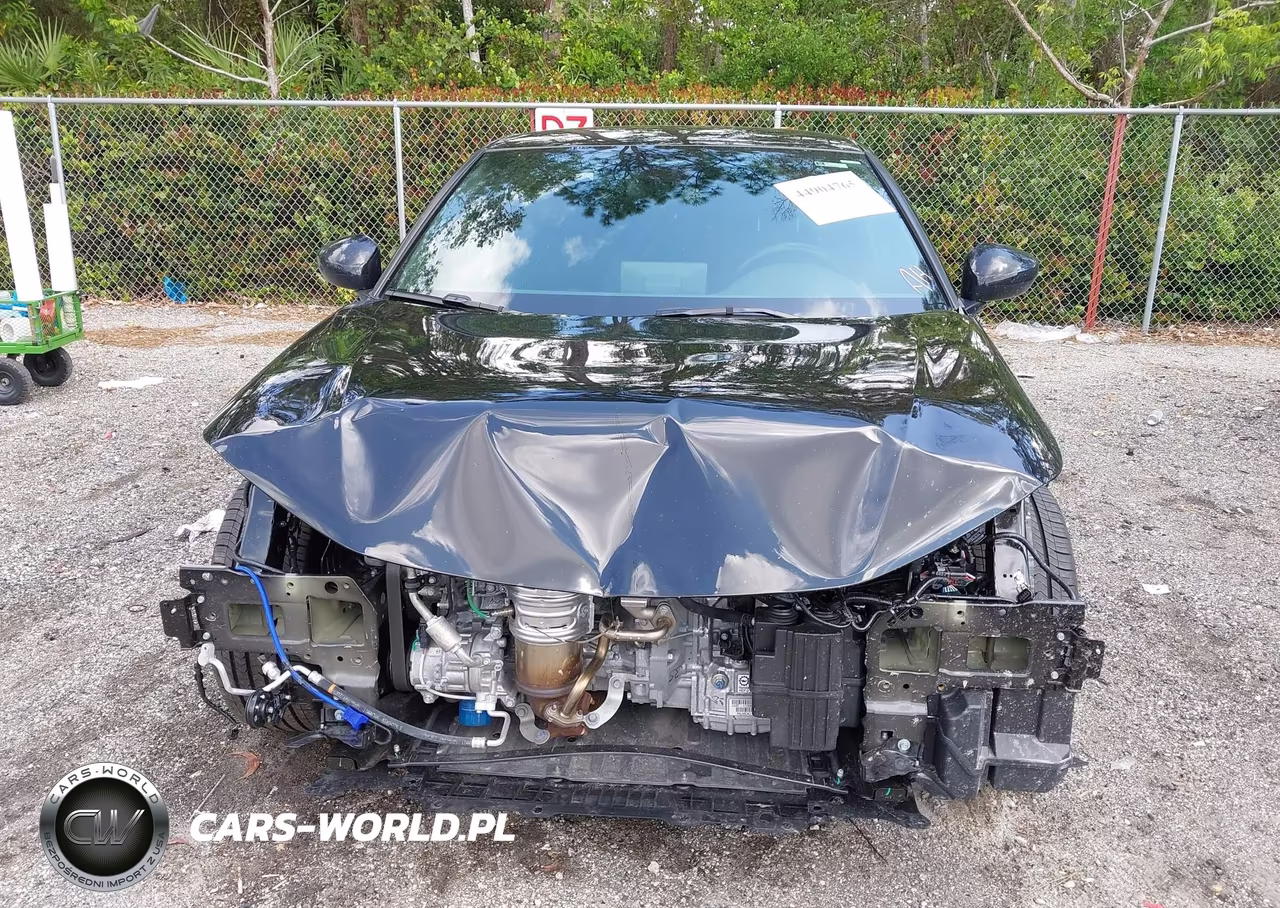 2025 Honda Civic Sport VIN:2HGFE2F56SH595012 - 13