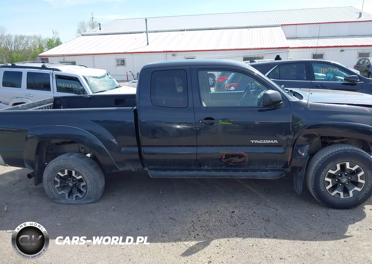 2005 Toyota Tacoma Base V6 VIN:5TEUU42N25Z055420 - 13