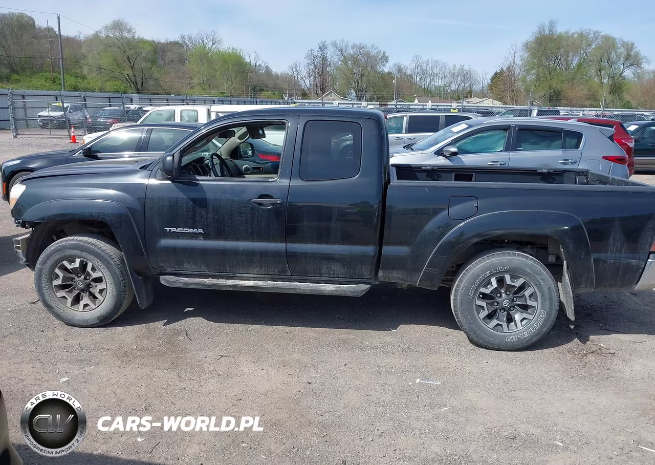 2005 Toyota Tacoma Base V6 VIN:5TEUU42N25Z055420 - 14