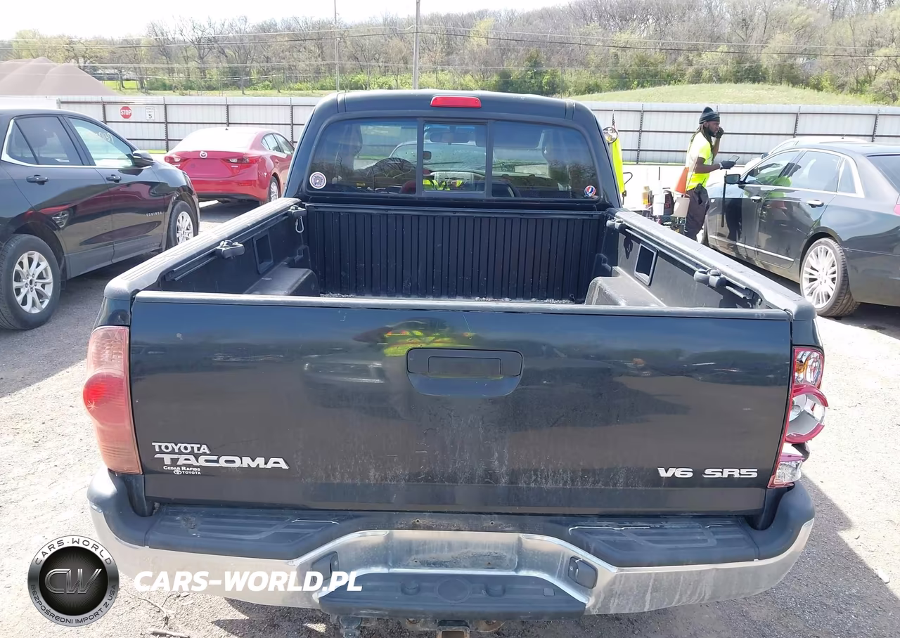 2005 Toyota Tacoma Base V6 VIN:5TEUU42N25Z055420 - 16