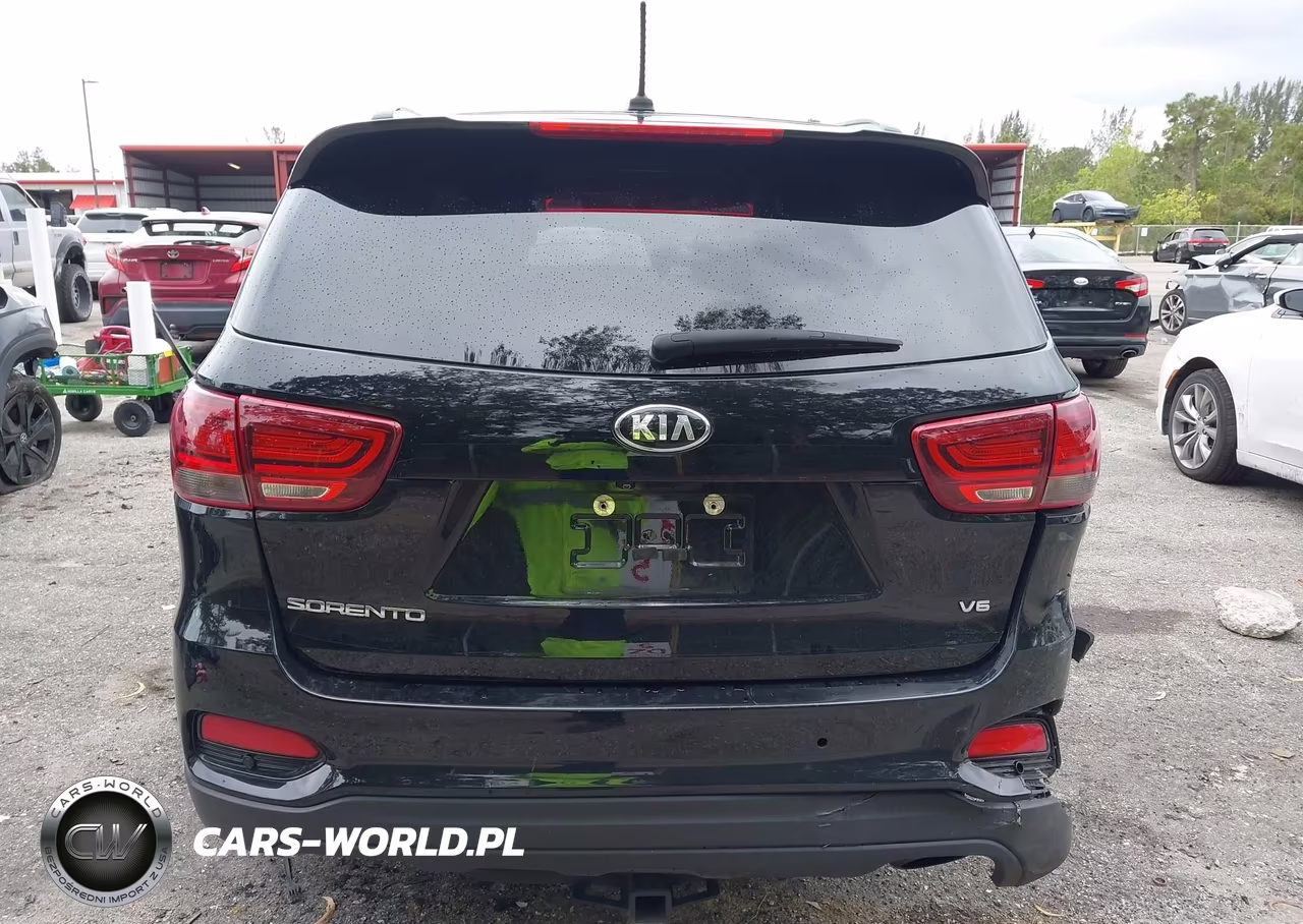 2020 Kia Sorento 3.3L S VIN:5XYPG4A59LG703168 - 16