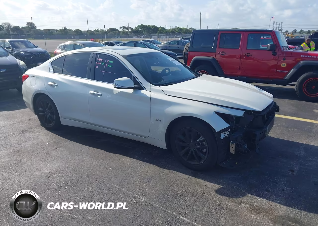 2017 Infiniti Q50 3.0T Premium – zdjęcie 1 z 17