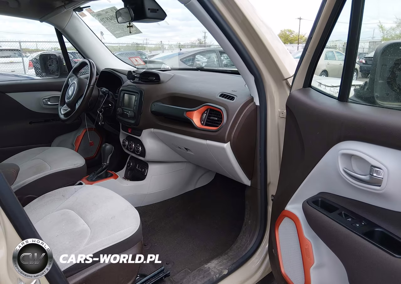2015 Jeep Renegade Latitude VIN:ZACCJBBT0FPB64085 - 5