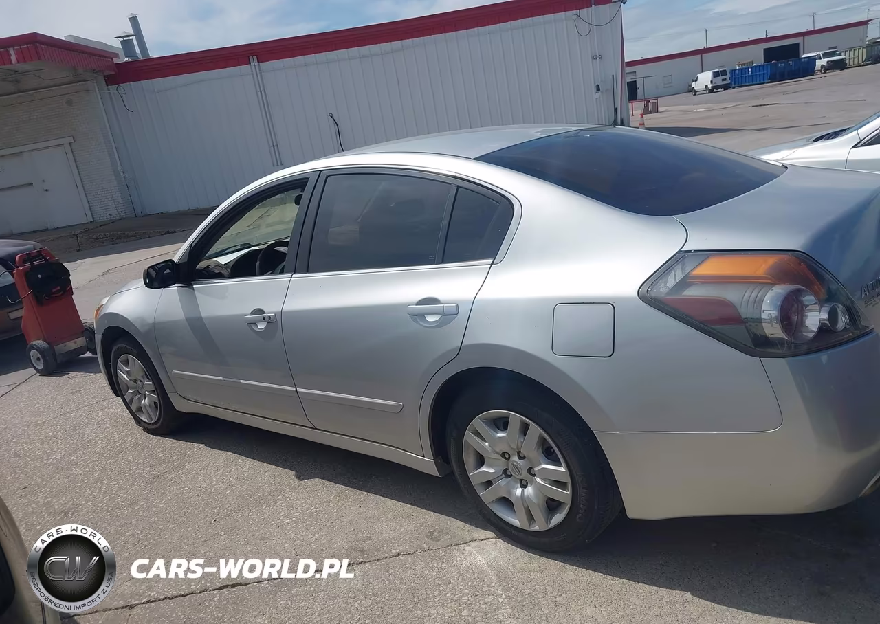 2011 Nissan Altima 2.5 S VIN:1N4AL2AP8BN488936 - 14