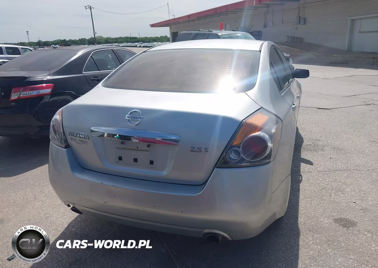 2011 Nissan Altima 2.5 S VIN:1N4AL2AP8BN488936 - 16