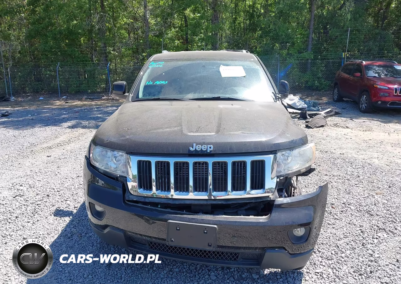 2013 Jeep Grand Cherokee Laredo VIN:1C4RJEAGXDC653369 - 11