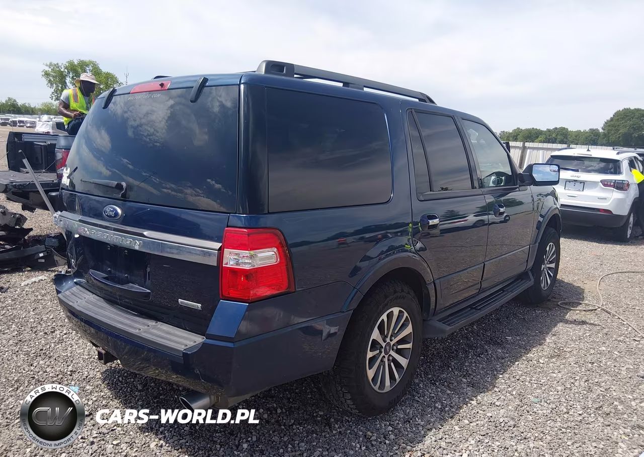 2017 Ford Expedition Xlt VIN:1FMJU1HT9HEA76405 - 4
