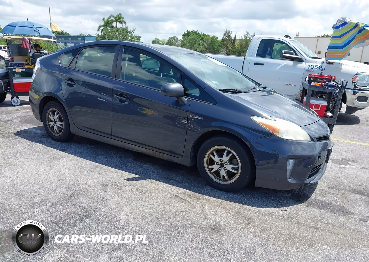 2013 Toyota Prius Two