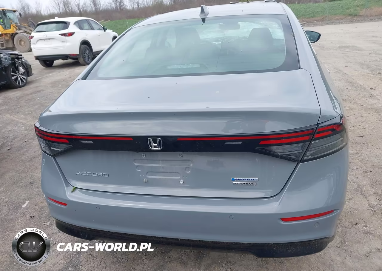 2024 Honda Accord Hybrid Touring VIN:1HGCY2F84RA088381 - 17