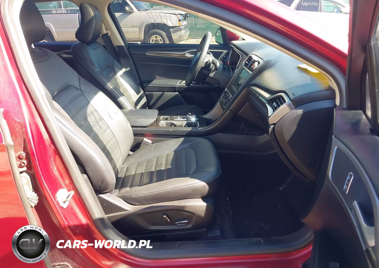 2017 Ford Fusion Se VIN:3FA6P0T95HR376209 - 5